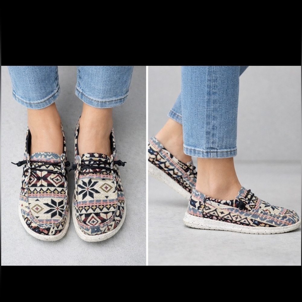 Hey Dude Womens Wendy Print Woven Black Aztec Size 8 Multicolor
